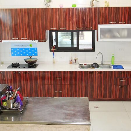Lu An Backpacker Hostel Jiji Bagian luar foto