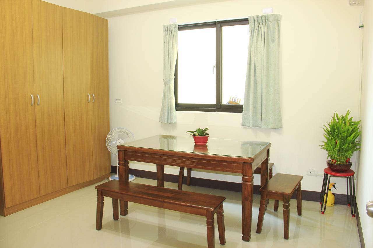 Lu An Backpacker Hostel Jiji Bagian luar foto